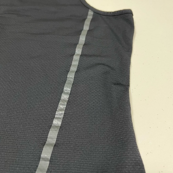 Lululemon Men’s Running Tank Top - Picture 6 of 7